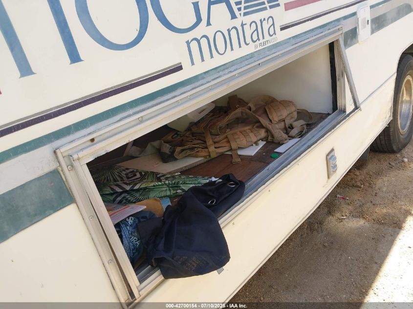 1996 Chevrolet G30 VIN: 1GBJG31K9TF109497 Lot: 42700154