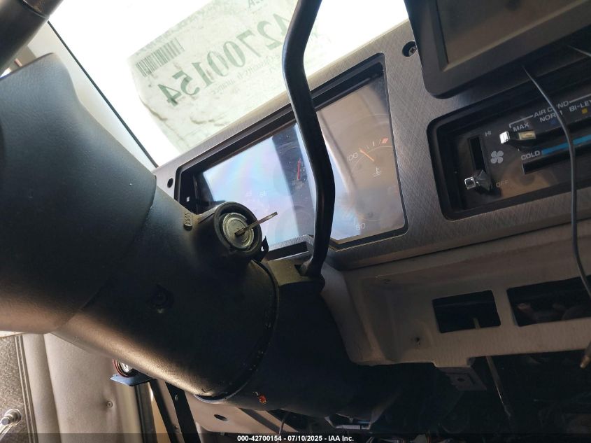 1996 Chevrolet G30 VIN: 1GBJG31K9TF109497 Lot: 42700154