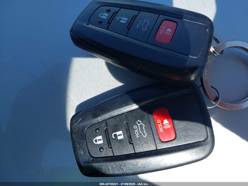 2019 TOYOTA RAV4 XLE - 2T3W1RFV0KW004725