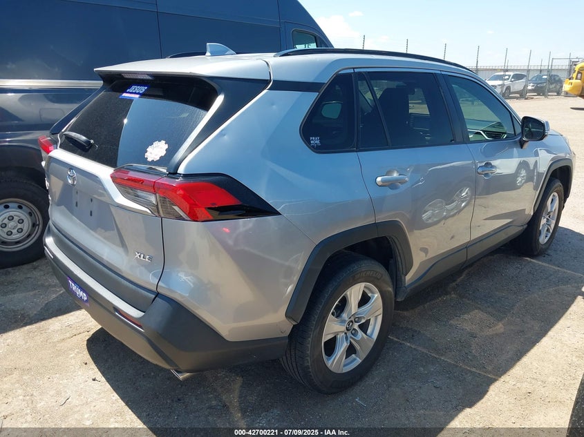 2019 TOYOTA RAV4 XLE - 2T3W1RFV0KW004725