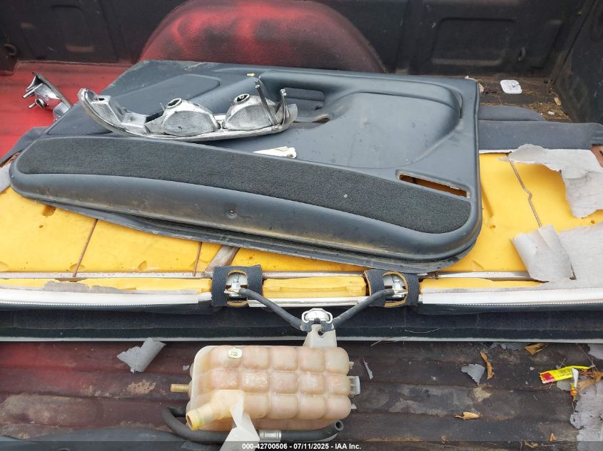 2001 Chevrolet Silverado 1500 Ls VIN: 2GCEC19V811224138 Lot: 42700506