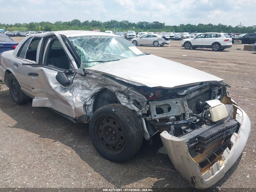 2FAFP71W44X106319 2004 Ford Crown Victoria Police auction photo 1