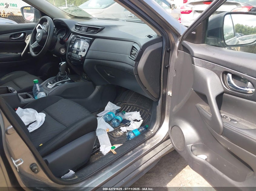 2017 NISSAN ROGUE S - KNMAT2MV6HP612705
