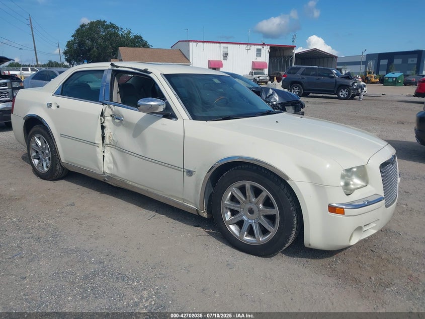 2005 Chrysler 300C white sedan gasoline 2C3AA63H35H632102 photo #1