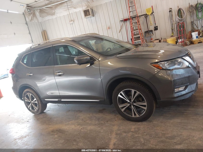 2018 NISSAN ROGUE SV/SL - 5N1AT2MV0JC733237