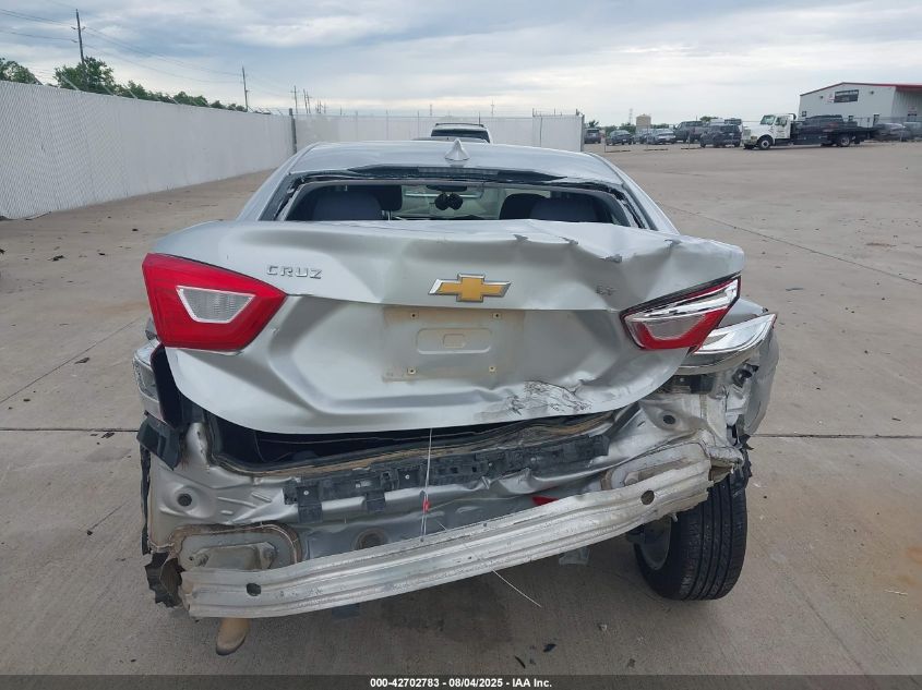 2019 Chevrolet Cruze Lt VIN: 1G1BE5SM0K7124893 Lot: 42702783