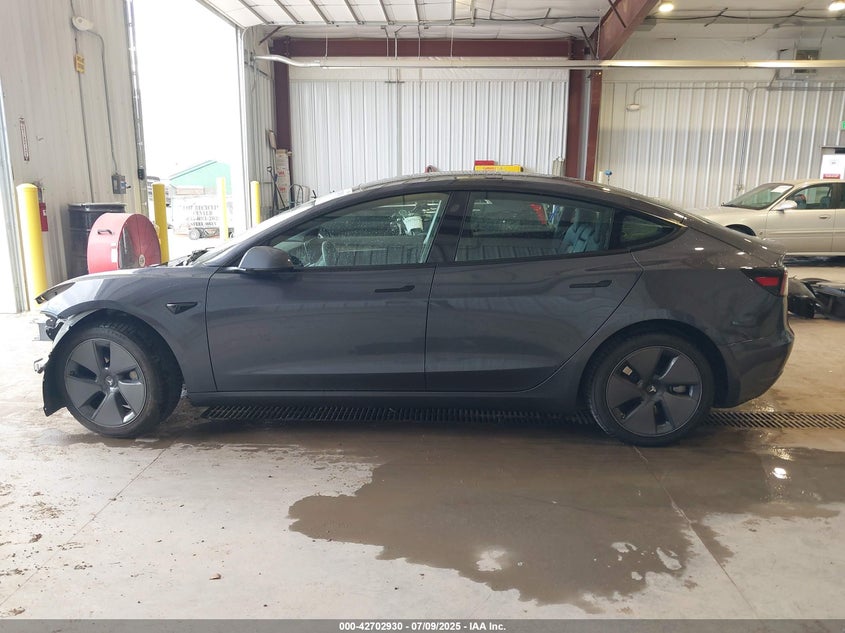 2023 Tesla Model 3 Long Range Dual Motor All-Wheel Drive VIN: 5YJ3E1EB3PF387895 Lot: 42702930