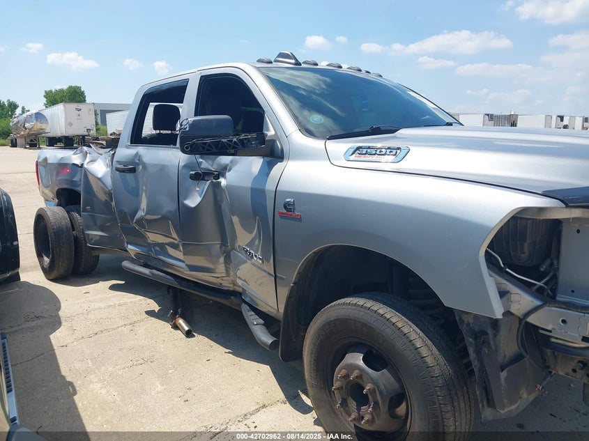 3C63RRGL3MG537266 2021 RAM 3500 photo no. 13
