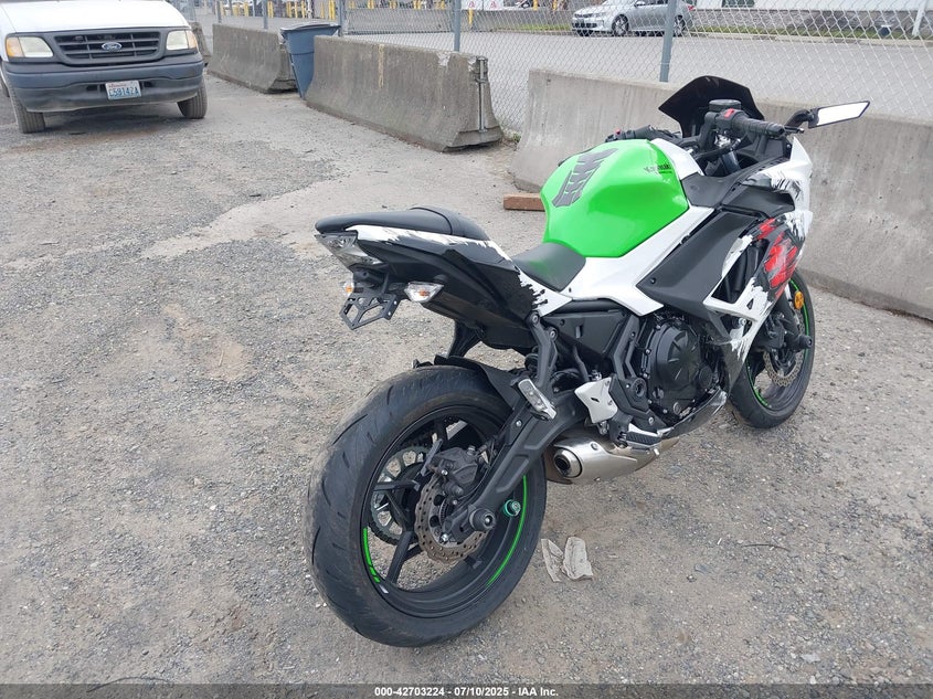 2022 KAWASAKI EX650 N - ML5EXEN19NDA74143