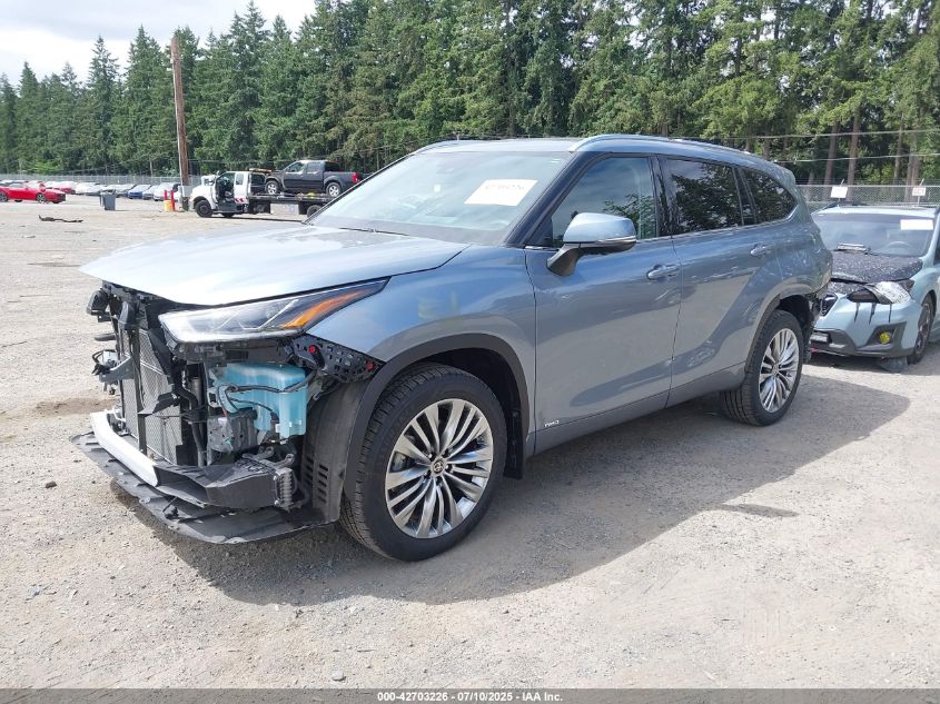 2023 Toyota Highlander - 5TDEBRCH1PS107605