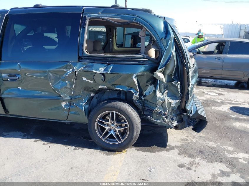 2001 Chrysler Town & Country Lx VIN: 2C4GP44G41R104796 Lot: 42703929