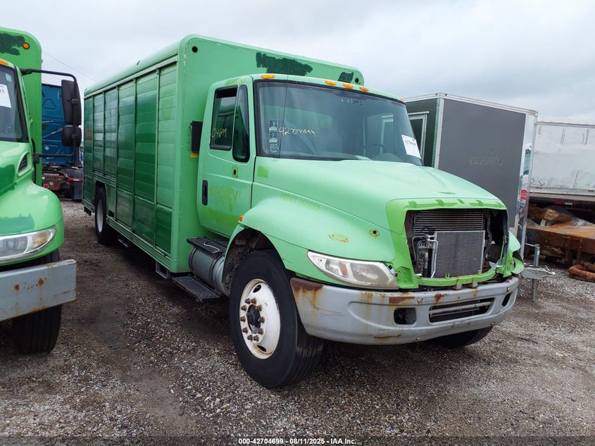 1HTMMAAN72H538207 2002 International 4000 4300 auction photo 1