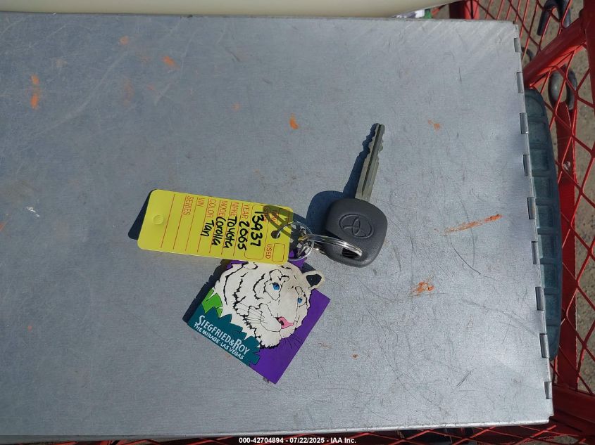 2005 Toyota Corolla Le VIN: 2T1BR32EX5C458568 Lot: 42704894