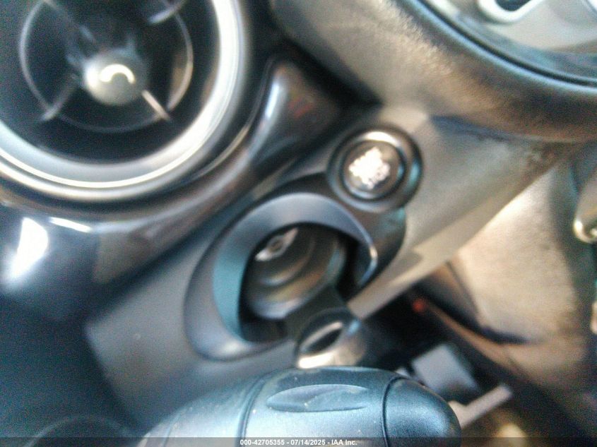 2009 Mini Cooper S VIN: WMWMF73589TW85499 Lot: 43354478