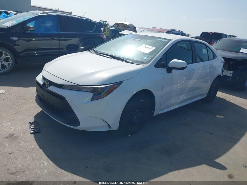 2025 TOYOTA COROLLA LE - 5YFB4MDE8SP263307
