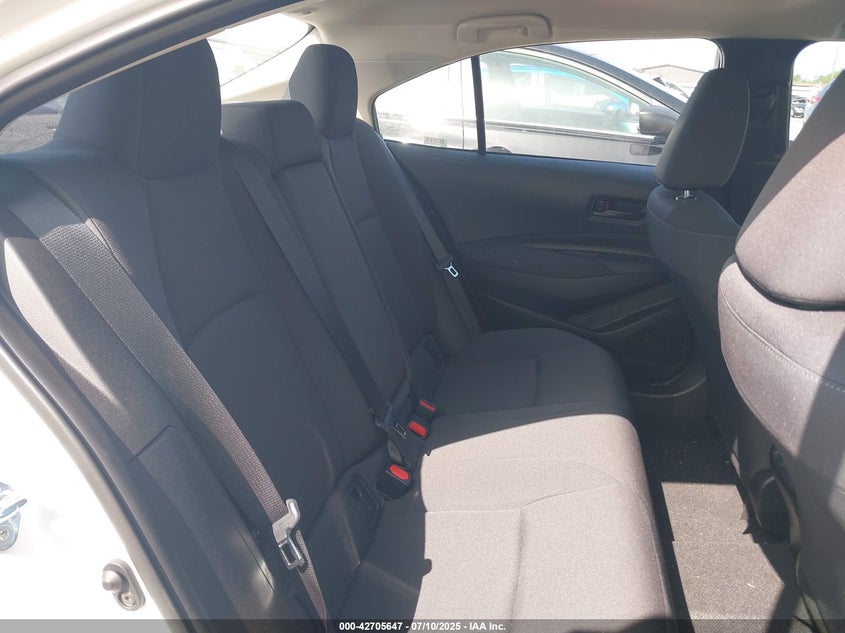 2025 TOYOTA COROLLA LE - 5YFB4MDE8SP263307