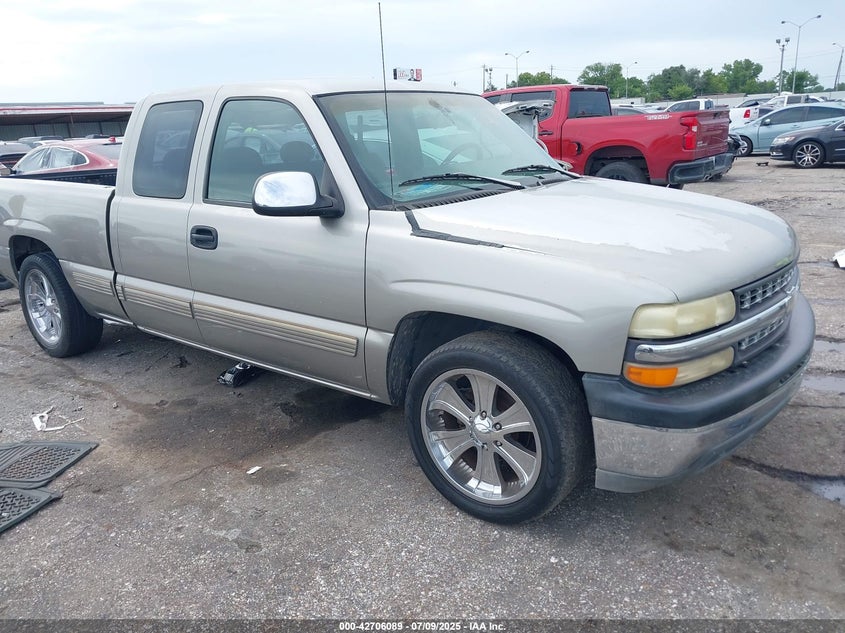 2GCEC19T0X1216817 1999 Chevrolet Silverado 1500 Ls auction photo 1
