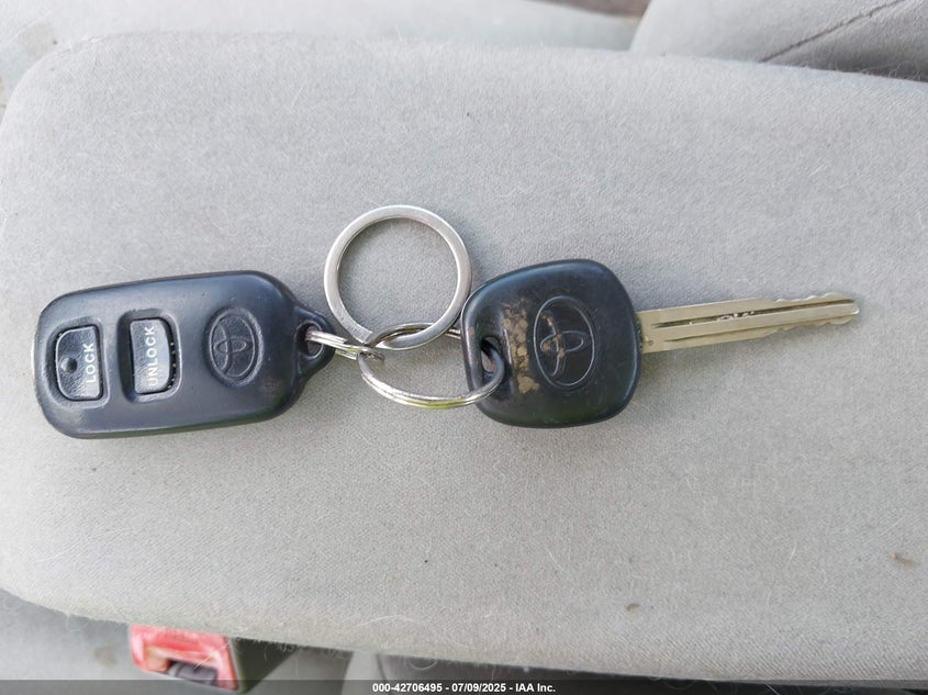 2006 Toyota Corolla Le VIN: JTDBR32E760077305 Lot: 42706495