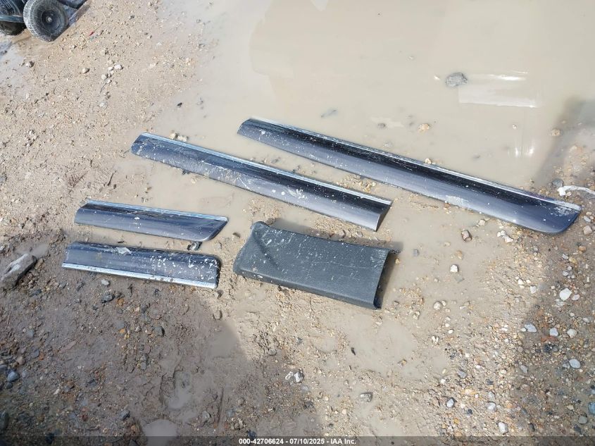 2010 Chevrolet Silverado 1500 Lt VIN: 1GCSCSE07AZ293770 Lot: 42706624