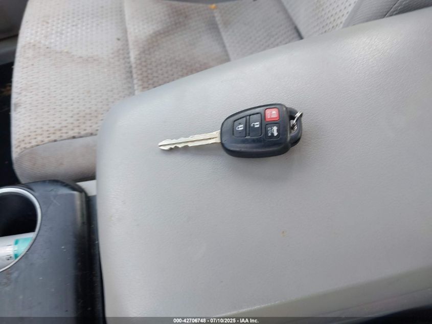 2012 Toyota Camry Le VIN: 4T4BF1FK4CR220942 Lot: 42706748