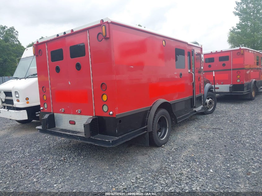 3C7WRMAL1EG141763 2014 RAM 5500 photo no. 4