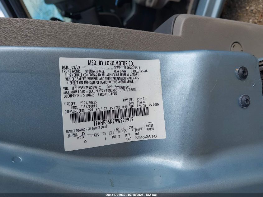 2009 Ford Focus Se VIN: 1FAHP35N79W229912 Lot: 42707930