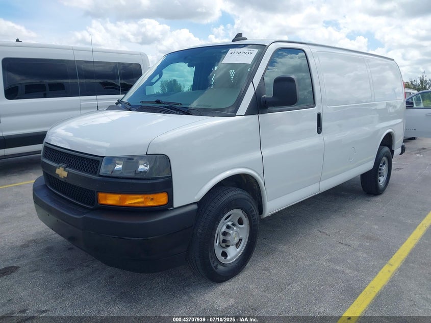 2022 CHEVROLET EXPRESS G2500(VIN: 1GCWGAFP8N1259529