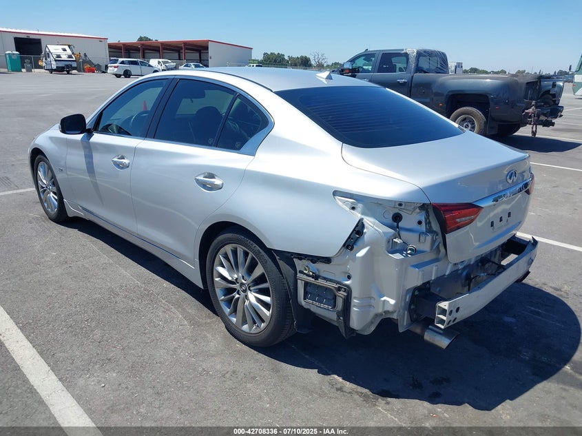 2018 INFINITI Q50 3.0T LUXE - JN1EV7AP6JM352203