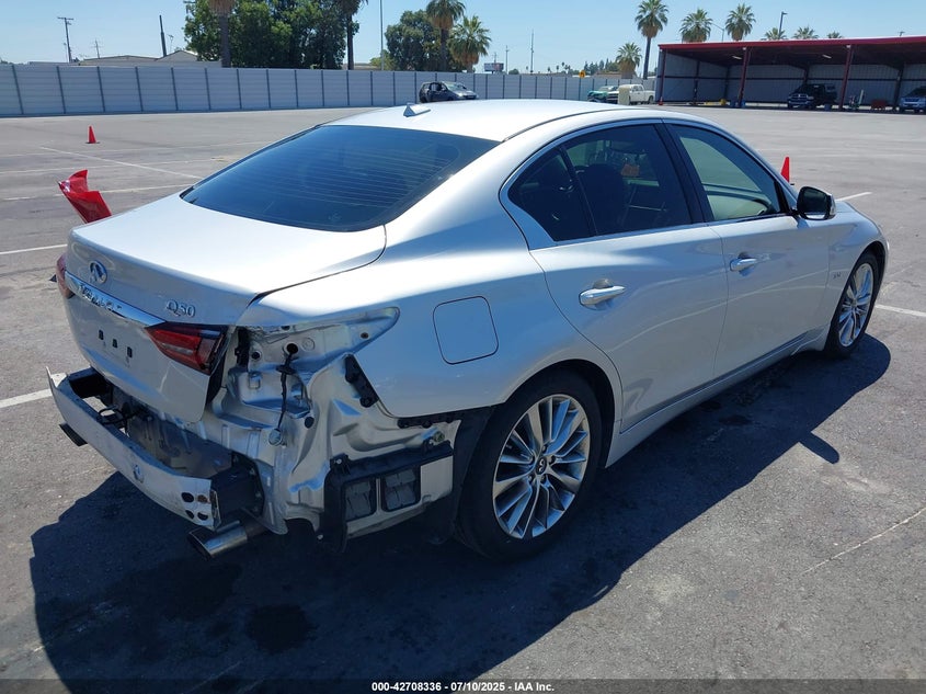 2018 INFINITI Q50 3.0T LUXE - JN1EV7AP6JM352203
