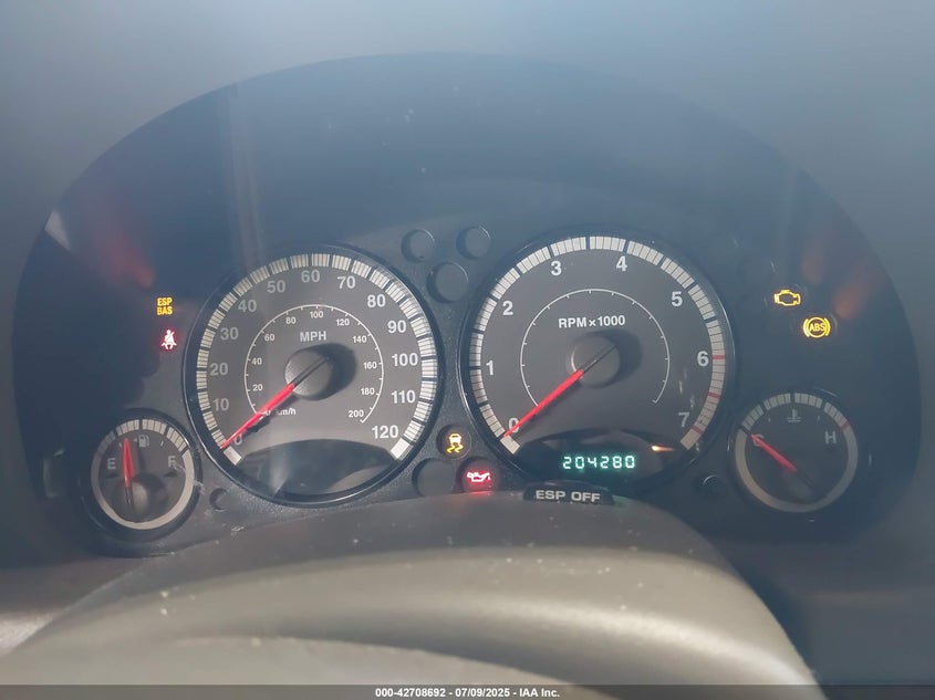 2006 JEEP LIBERTY VIN: 1J4GL38K06W192467