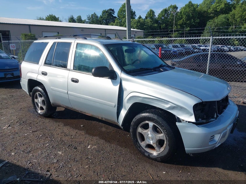 1GNDT13S672285272 2007 Chevrolet Trailblazer Ls auction photo 1