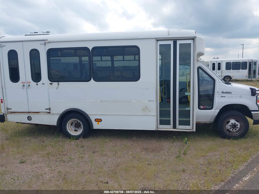 2015 FORD ECONOLINE COUPE N/A