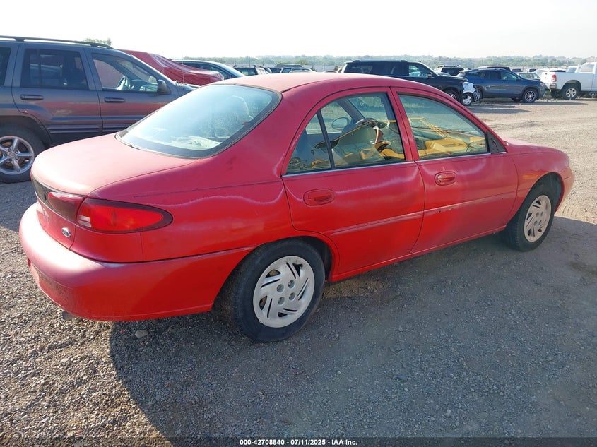 3FAFP13P5YR259721 2000 FORD ESCORT photo no. 4