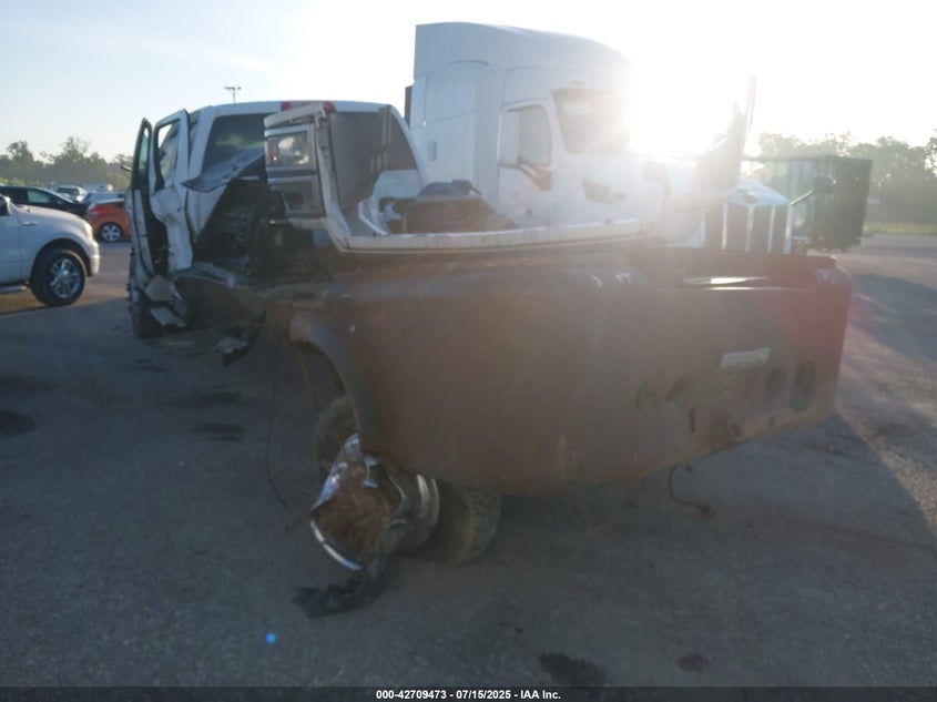 2021 Chevrolet Silverado 4500Hd 1Wt white truck diesel 1HTKJPVKXMH213413 photo #4