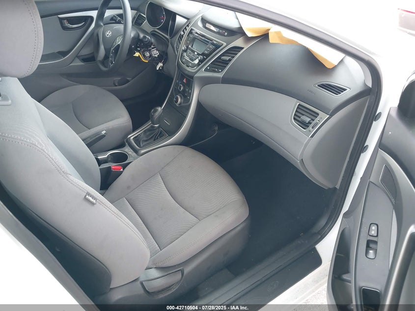 2015 HYUNDAI ELANTRA SE 5NPDH4AE0FH602050
