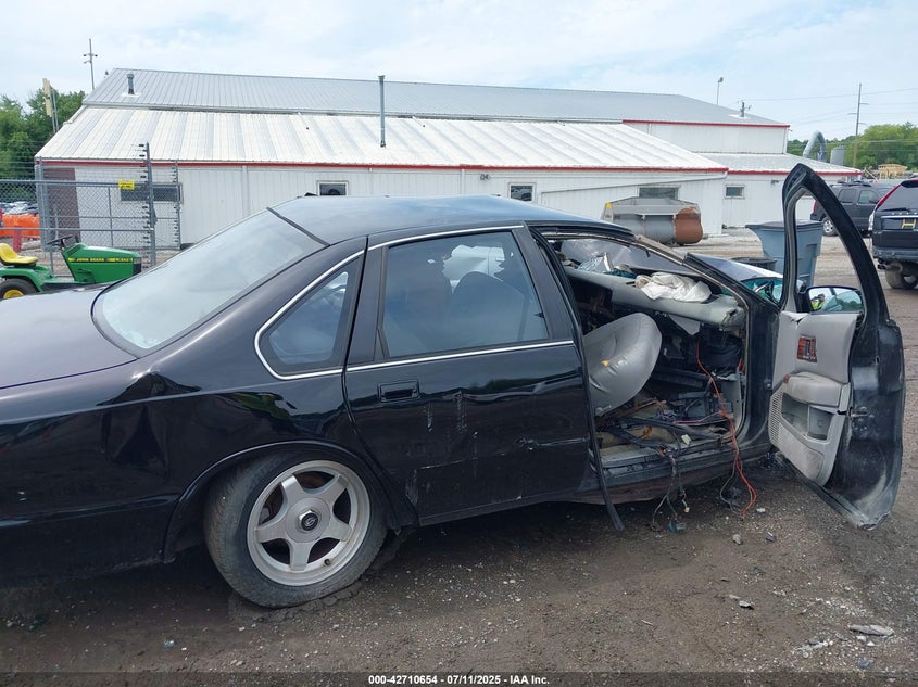 1995 Chevrolet Caprice / Impala Classic Ss VIN: 1G1BL52P7SR179426 Lot: 42710654