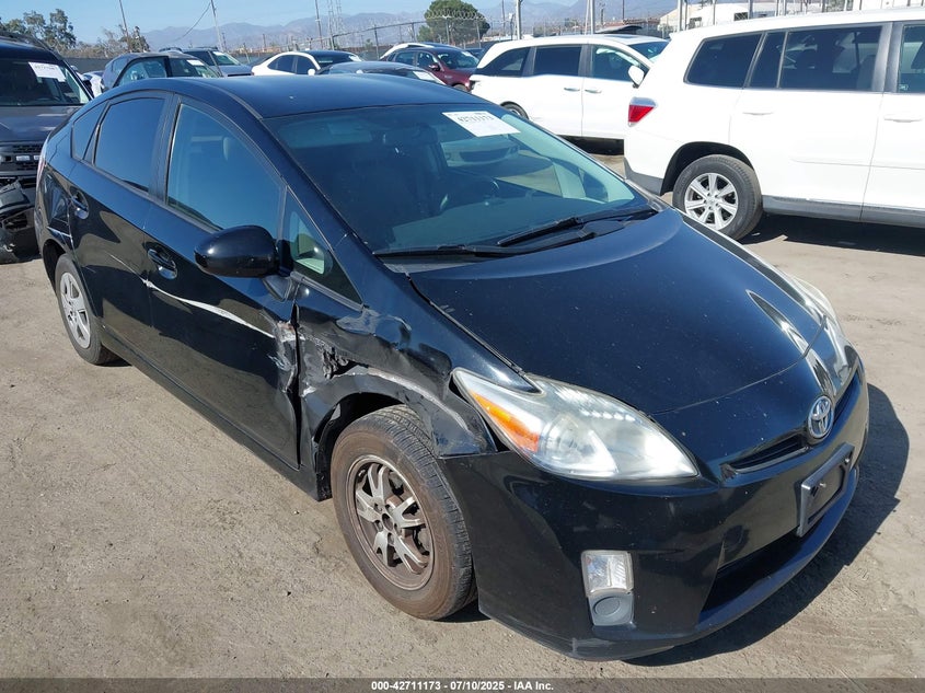 2011 TOYOTA PRIUS