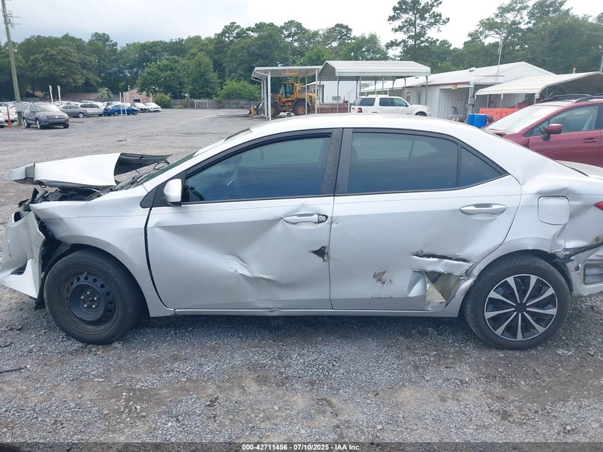 VIN 2T1BURHE5KC175824 2019 TOYOTA COROLLA LE