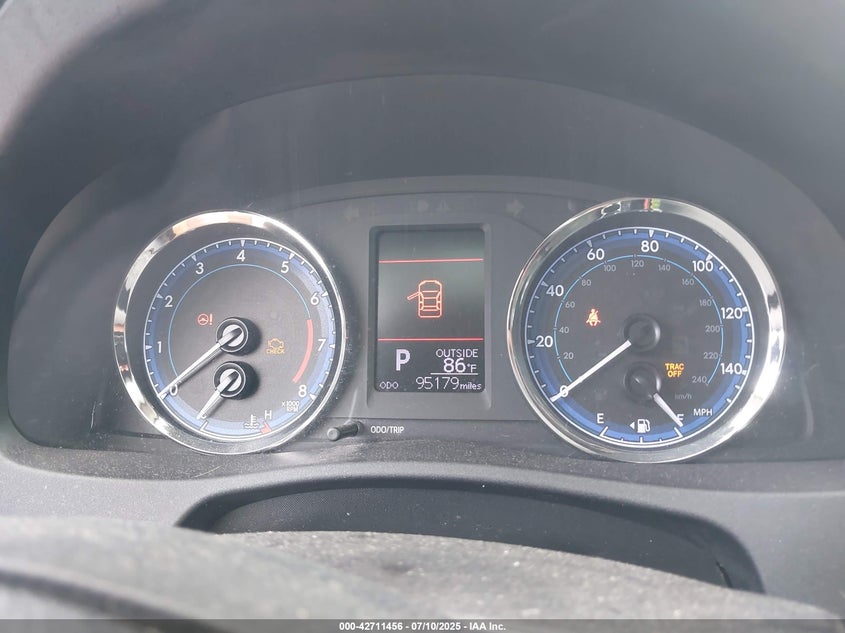 VIN 2T1BURHE5KC175824 2019 TOYOTA COROLLA LE