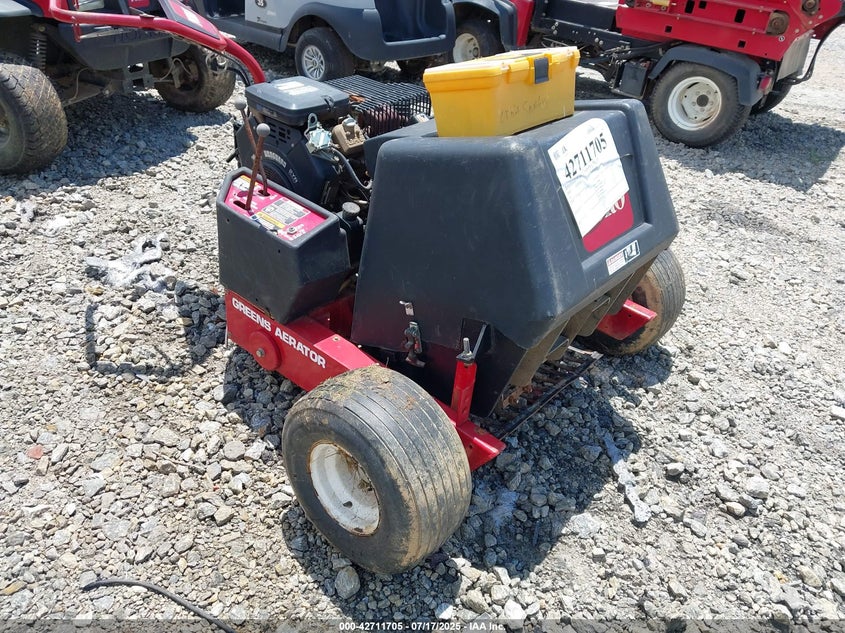 00000000000080245 2003 Toro Green Toro Green auction photo 1