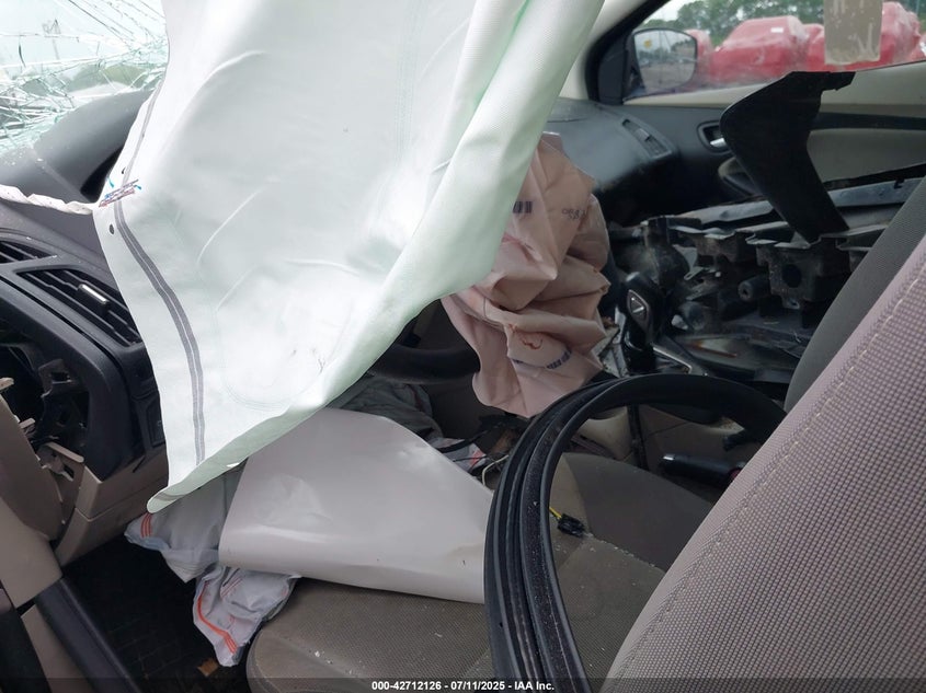 2014 FORD FOCUS SE - 1FADP3F22EL190628