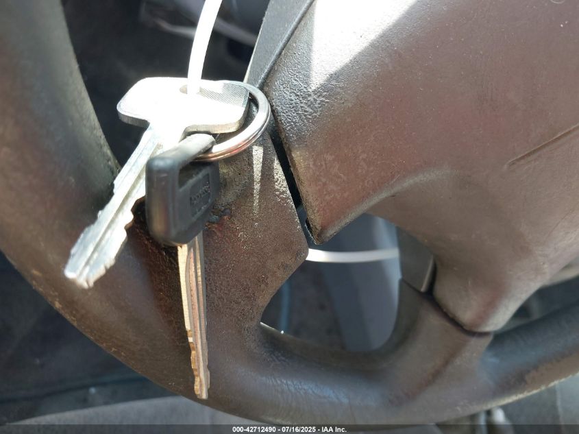 2001 Toyota Corolla Le VIN: 2T1BR12E31C500478 Lot: 42712490