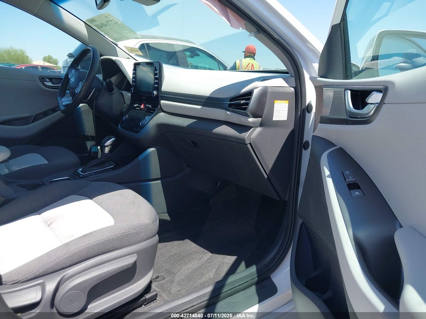2020 HYUNDAI IONIQ HYBRID SEL - KMHC85LCXLU223888