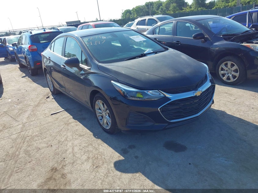 1G1BE5SM4K7118918 2019 Chevrolet Cruze Lt auction photo 1