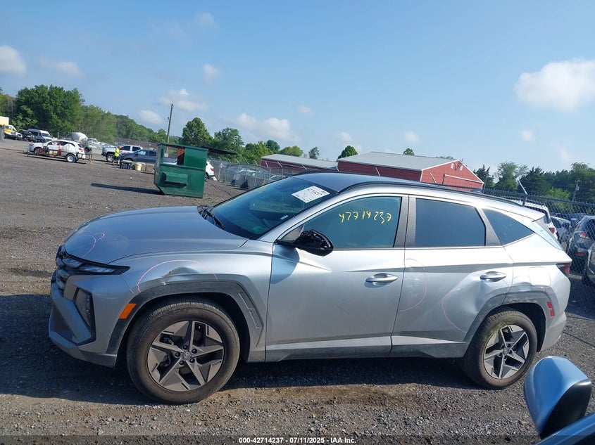 2025 HYUNDAI TUCSON VIN: 5NMJBCDE8SH530046