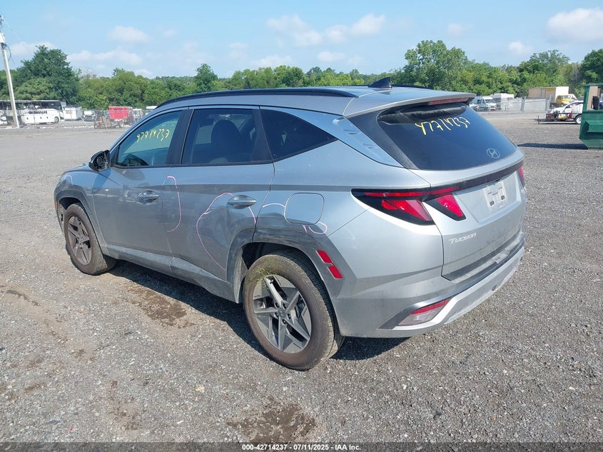 2025 HYUNDAI TUCSON VIN: 5NMJBCDE8SH530046
