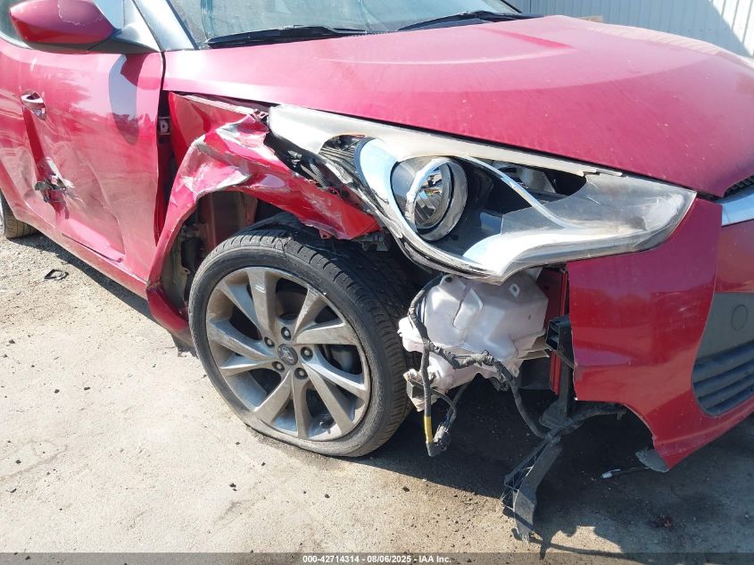 2016 Hyundai Veloster VIN: KMHTC6AD2GU275585 Lot: 42714314