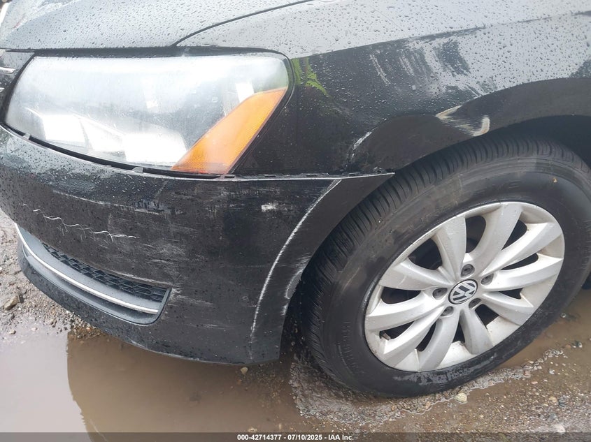 2014 VOLKSWAGEN PASSAT 1.8T WOLFSBURG EDITION 1VWAT7A39EC077420