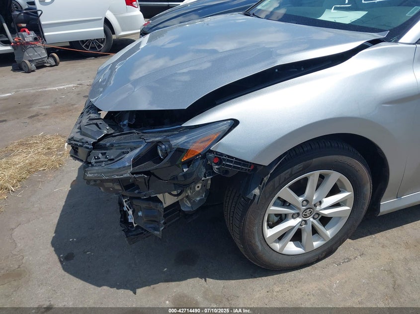 VIN 4T1DAACK8SU518656 2025 TOYOTA CAMRY LE