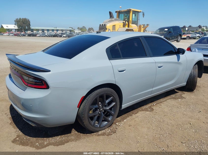 VIN 2C3CDXBGXNH142111 2022 DODGE CHARGER SXT RWD